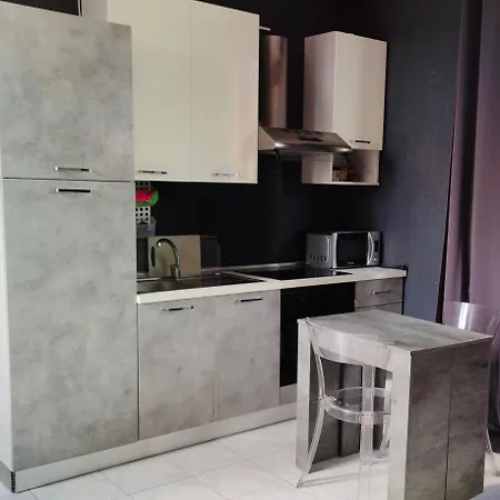 Guasco's Apartments, Monolocale Vicino Malpensa *